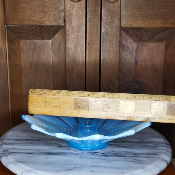 Elegant Blue Glass Art Bowl - Picture 4 of 13